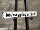 Tobaksrygning er tilladt