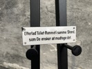 Efterlad Toilet-Rummet