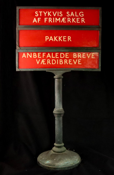 Postkontor skiltestander