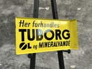 Tuborg ØL og Mineralvande - Gul bundfarve