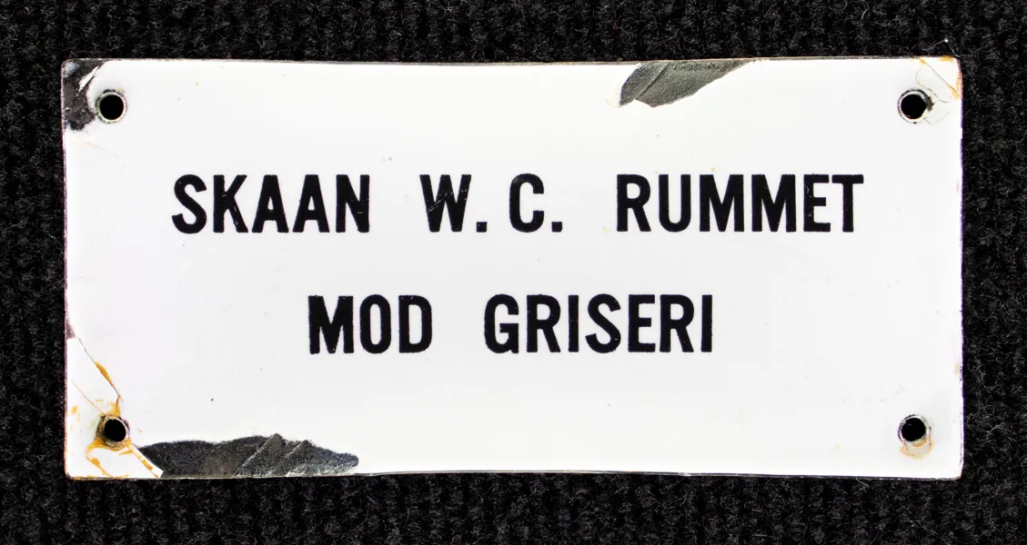 Skaan W.C. Rummet mod griseri
